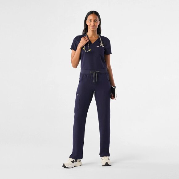 Figs Kade Cargo Scrub Pants in Navy, Size X-Small - Picture 1 of 9